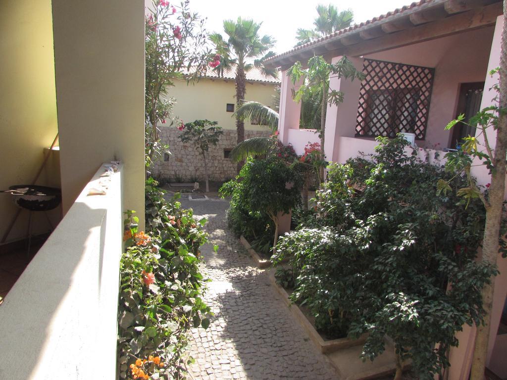 Private 1 Minute To The Pool & #74b #86 Apartment Santa Maria