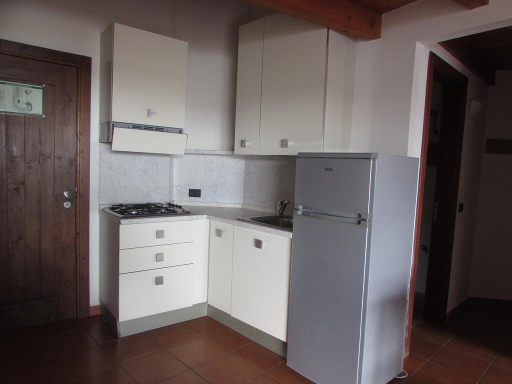 Private 1 Minute To The Pool & #74b #86 Apartment Santa Maria