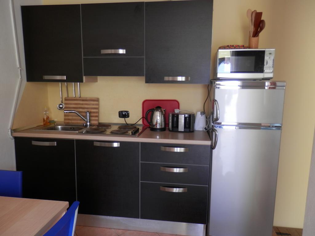 Apartment Private 1 Minute To The Pool & #74b #86